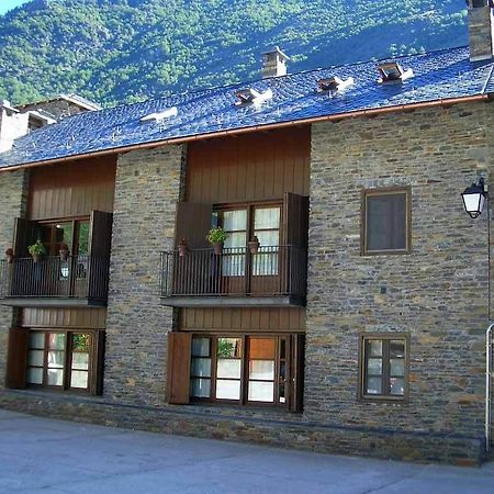 Apartaments Vall Ferrera Areu Buitenkant foto