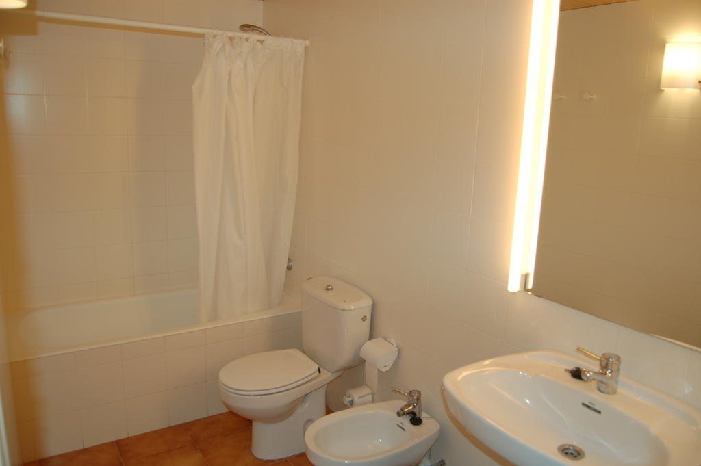 Apartaments Vall Ferrera Areu Kamer foto